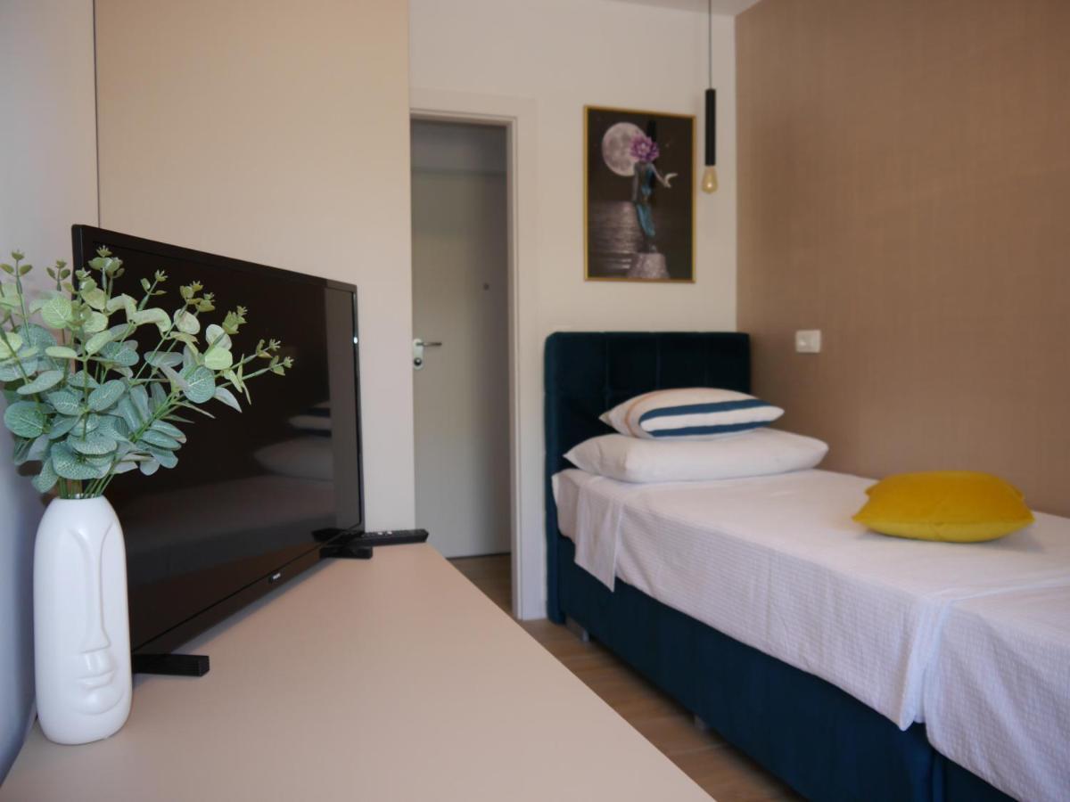 טרוגיר Apartment "Mon Ami" מראה חיצוני תמונה