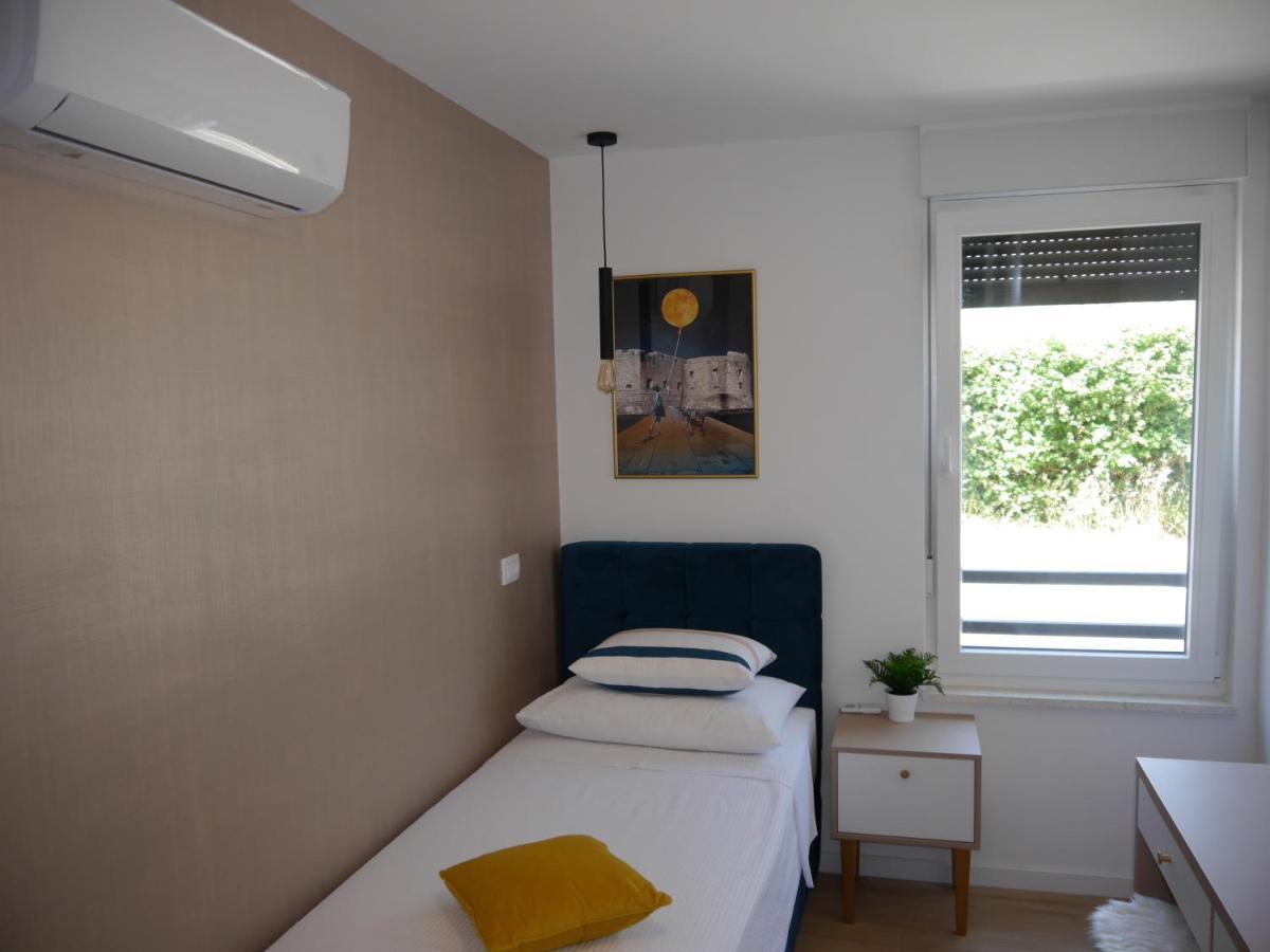 טרוגיר Apartment "Mon Ami" מראה חיצוני תמונה