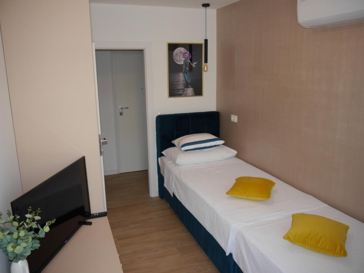 טרוגיר Apartment "Mon Ami" מראה חיצוני תמונה