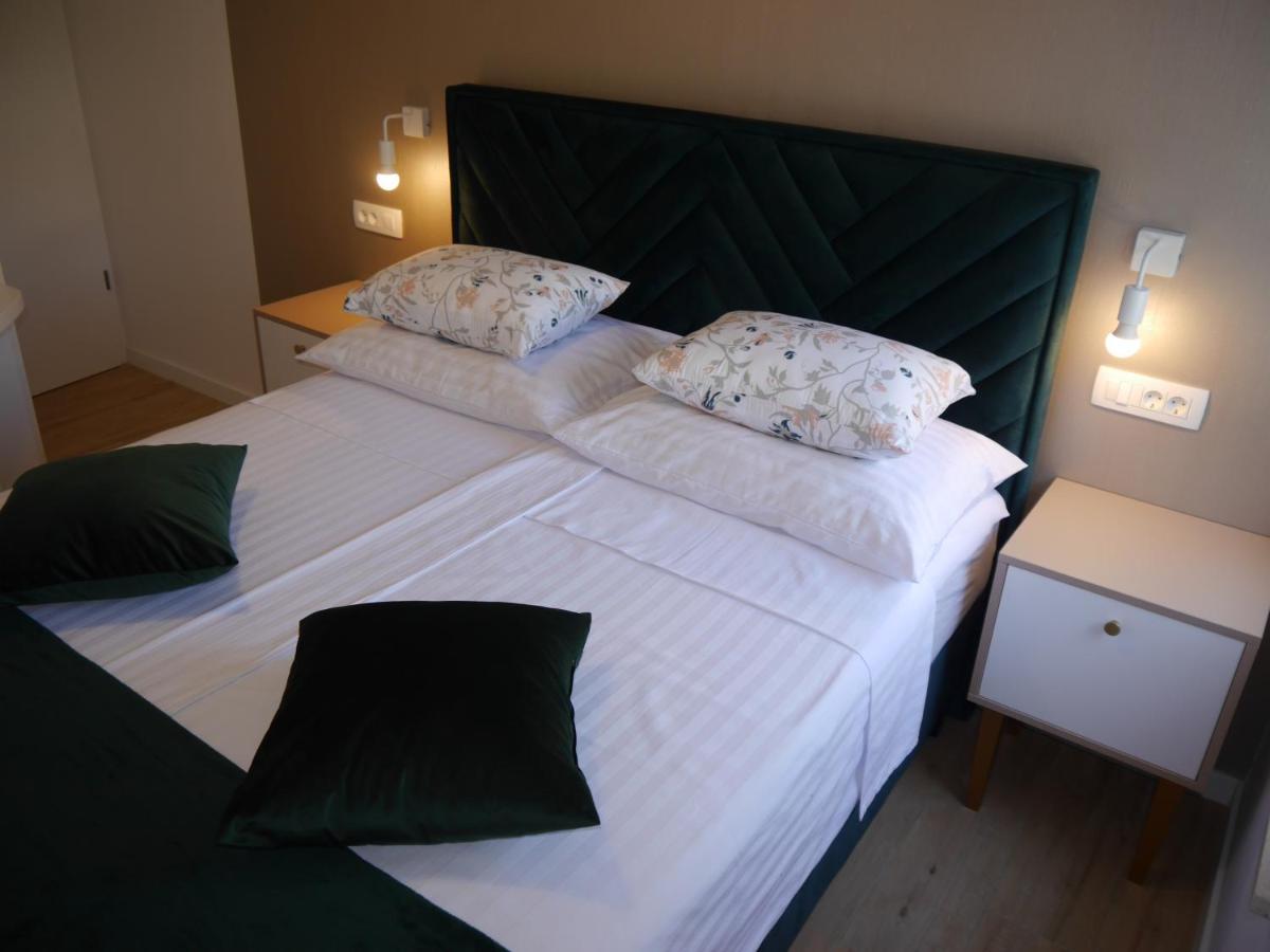 טרוגיר Apartment "Mon Ami" מראה חיצוני תמונה